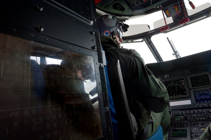 L'engagement de ces marins du ciel se traduit par des taux de disponibilté très élevés et des capacités d'intervention dans lesconditions les plus difficiles. Belligou Rescue (c'est ainsi que se nomme l'EC 225 lorsqu'il est en opération) est en alerte à 1 heure de jour et 2 heures de nuit, le coordinateur de mission de sauvetage, qui dirige les opérations depuis le CROSS, sait que l'hélicoptère sera préparé et configuré pour la mission puis aura décollé en 10 à 15 minutes en journée et en moins de 40 minutes la nuit.Il est remplacé en juin 2016 par l’hélicoptère Caïman Marine au détachement de Maupertus.