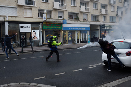 Les Gilets jaunes. Un mouvement social inédit en France
