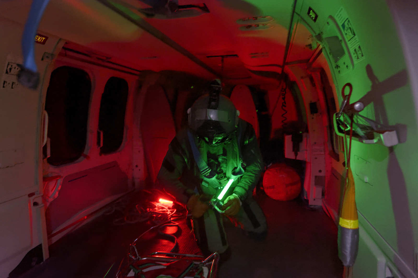 L'engagement de ces marins du ciel se traduit par des taux de disponibilté très élevés et des capacités d'intervention dans lesconditions les plus difficiles. Belligou Rescue (c'est ainsi que se nomme l'EC 225 lorsqu'il est en opération) est en alerte à 1 heure de jour et 2 heures de nuit, le coordinateur de mission de sauvetage, qui dirige les opérations depuis le CROSS, sait que l'hélicoptère sera préparé et configuré pour la mission puis aura décollé en 10 à 15 minutes en journée et en moins de 40 minutes la nuit.Il est remplacé en juin 2016 par l’hélicoptère Caïman Marine au détachement de Maupertus. L'engagement de ces marins du ciel se traduit par des taux de disponibilté très élevés et des capacités d'intervention dans lesconditions les plus difficiles. Belligou Rescue (c'est ainsi que se nomme l'EC 225 lorsqu'il est en opération) est en alerte à 1 heure de jour et 2 heures de nuit, le coordinateur de mission de sauvetage, qui dirige les opérations depuis le CROSS, sait que l'hélicoptère sera préparé et configuré pour la mission puis aura décollé en 10 à 15 minutes en journée et en moins de 40 minutes la nuit.Il est remplacé en juin 2016 par l’hélicoptère Caïman Marine au détachement de Maupertus.