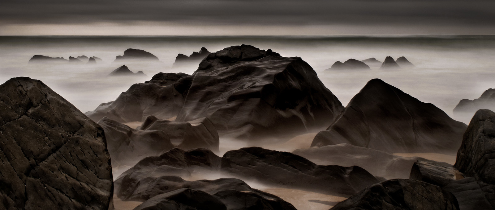 La Hague. A l'épreuve du temps [Exposition au Manoir du Tourp]